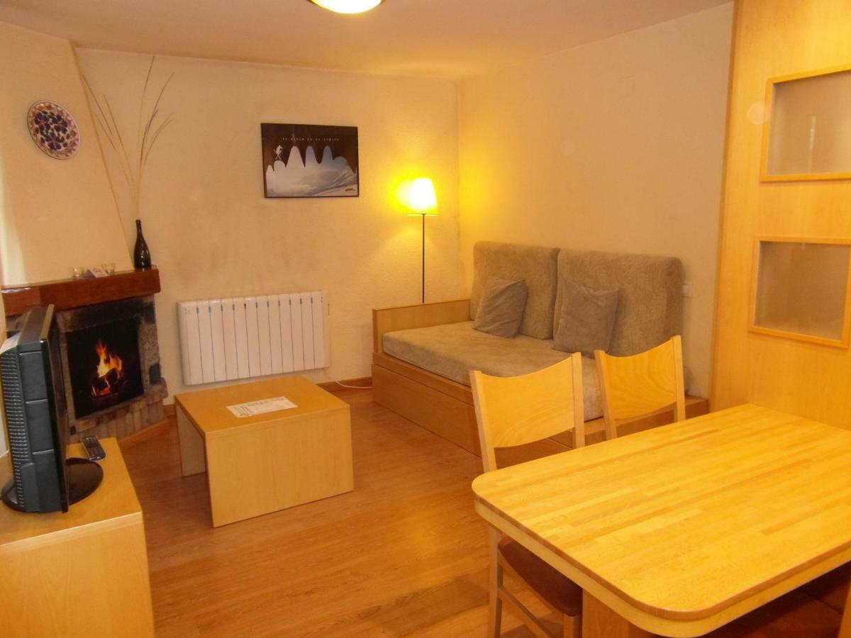 B06 - Mayor 22, 1º - Villmor Apartament Benasque Zewnętrze zdjęcie